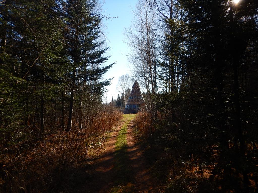 Vila Aux Tipis De La Riviere Sauvage Saint Romain Exteriér fotografie