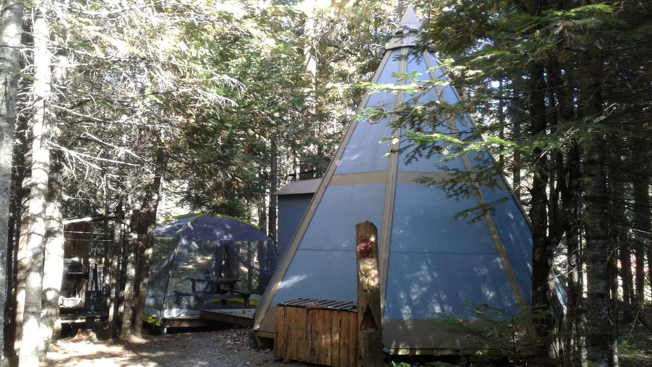 Vila Aux Tipis De La Riviere Sauvage Saint Romain Exteriér fotografie